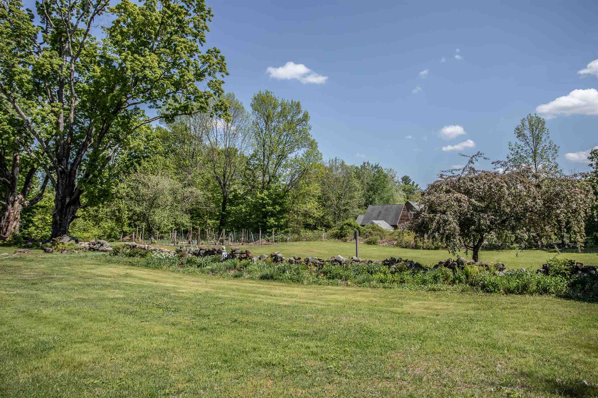 1025 S Road Hopkinton, NH 03229 - Photo 4 of 37 Gallery Image 4