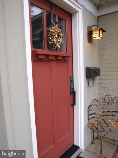 522 Piccadilly Road Towson, MD 21204 - Photo 3 of 27 Exterior (General)