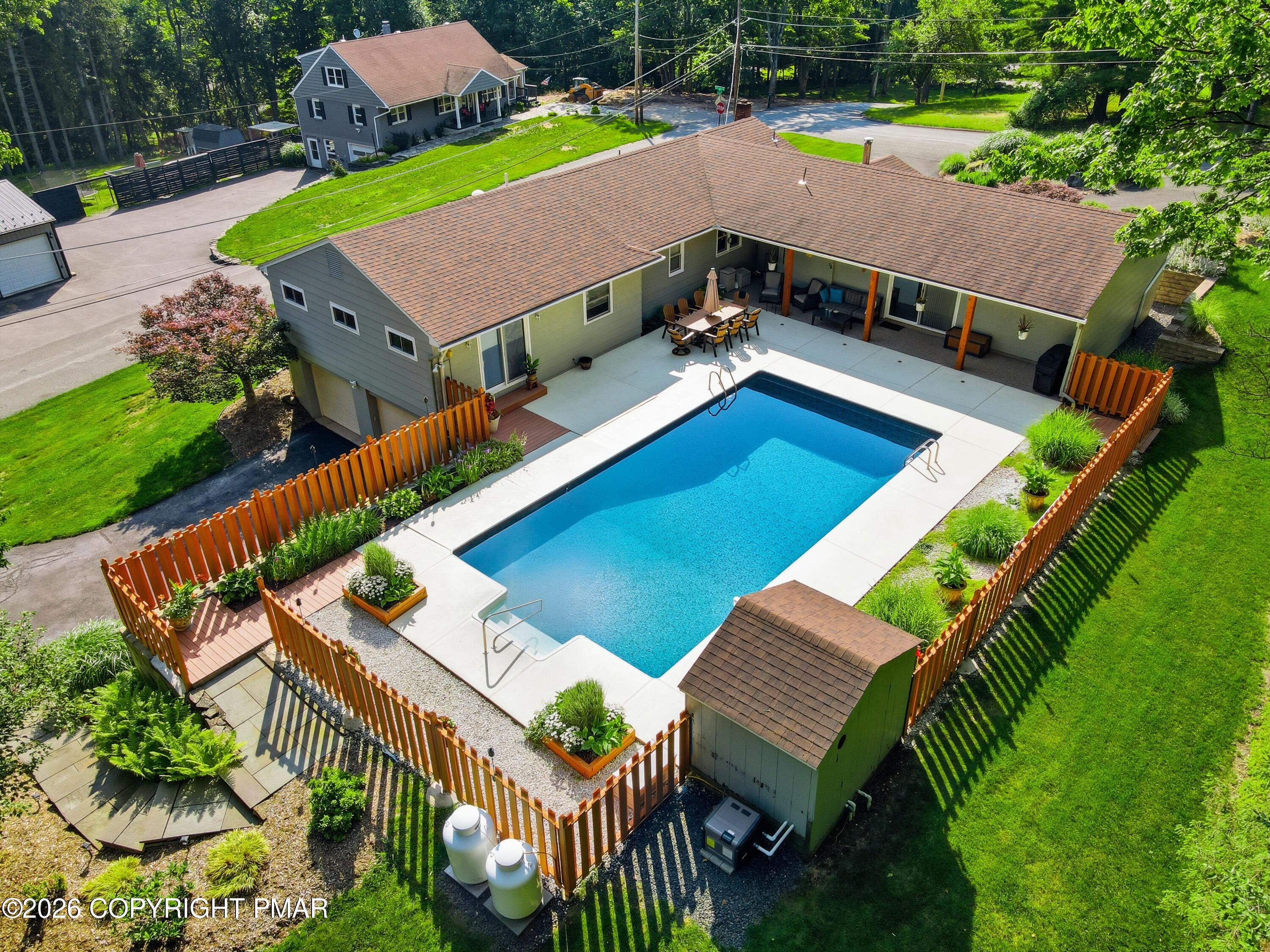 7515 Old Coach Road Stroudsburg, PA 18360 - Photo 1 of 59 2 Drone (12)
