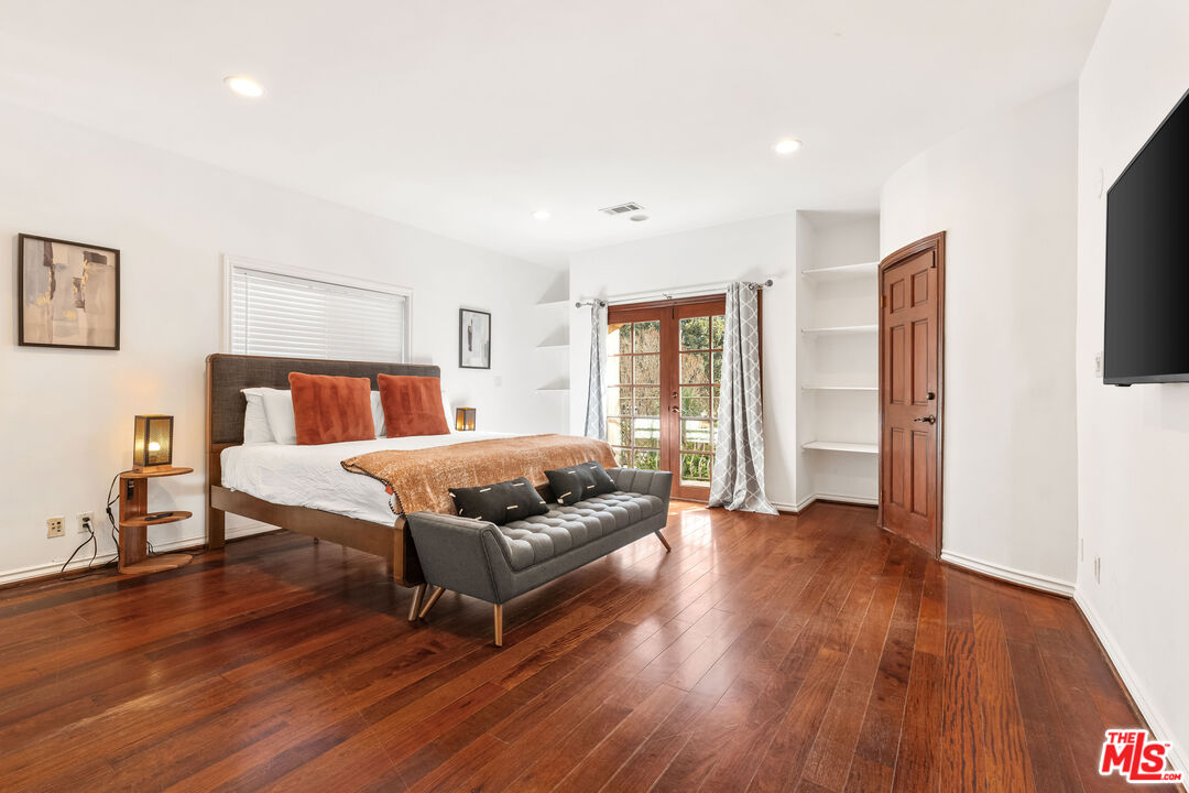 12109 Maxwellton Road Studio City, CA 91604 - Photo 36 of 75