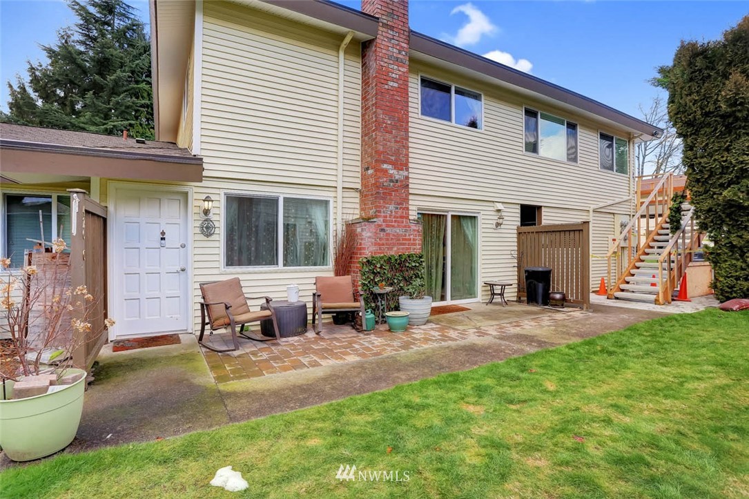 426 213th Place Southwest, Unit 20C Bothell, WA 98021 - Photo 1 of 24