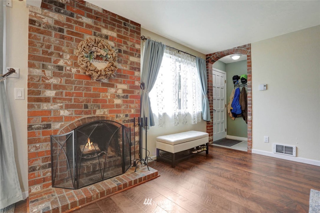 426 213th Place Southwest, Unit 20C Bothell, WA 98021 - Photo 4 of 24