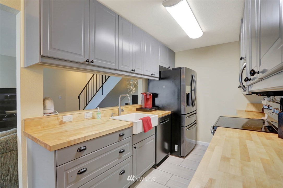 426 213th Place Southwest, Unit 20C Bothell, WA 98021 - Photo 10 of 24