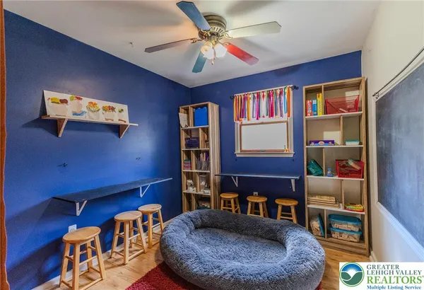 $450,000 | 4556 Chestnut Drive, Bangor, PA 18013