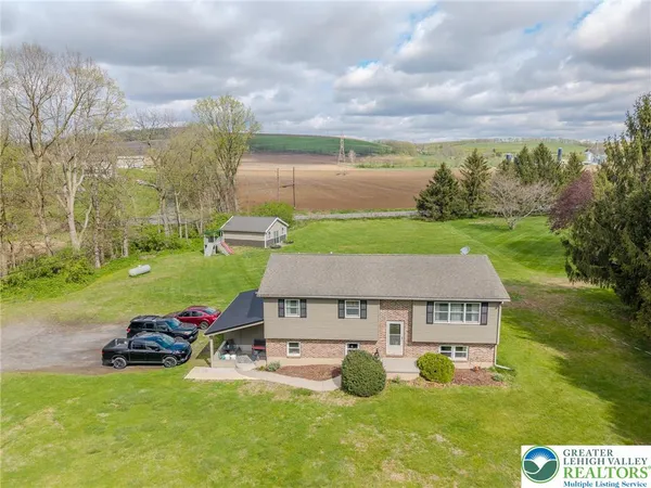 $450,000 | 4556 Chestnut Drive, Bangor, PA 18013