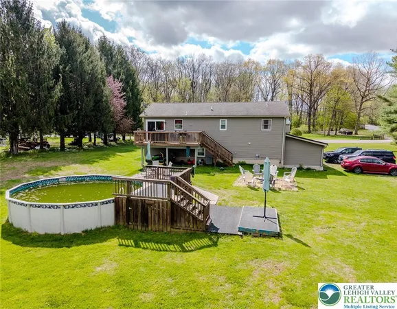 $450,000 | 4556 Chestnut Drive, Bangor, PA 18013