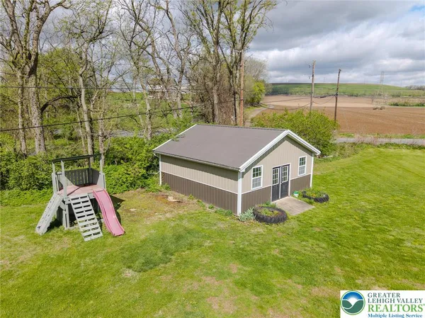 $450,000 | 4556 Chestnut Drive, Bangor, PA 18013