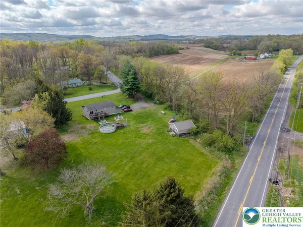 $450,000 | 4556 Chestnut Drive, Bangor, PA 18013