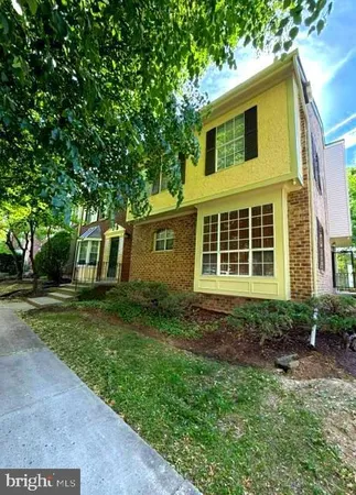$324,995 | 1 Dunsinane Court, Unit 161, Silver Spring, MD 20906