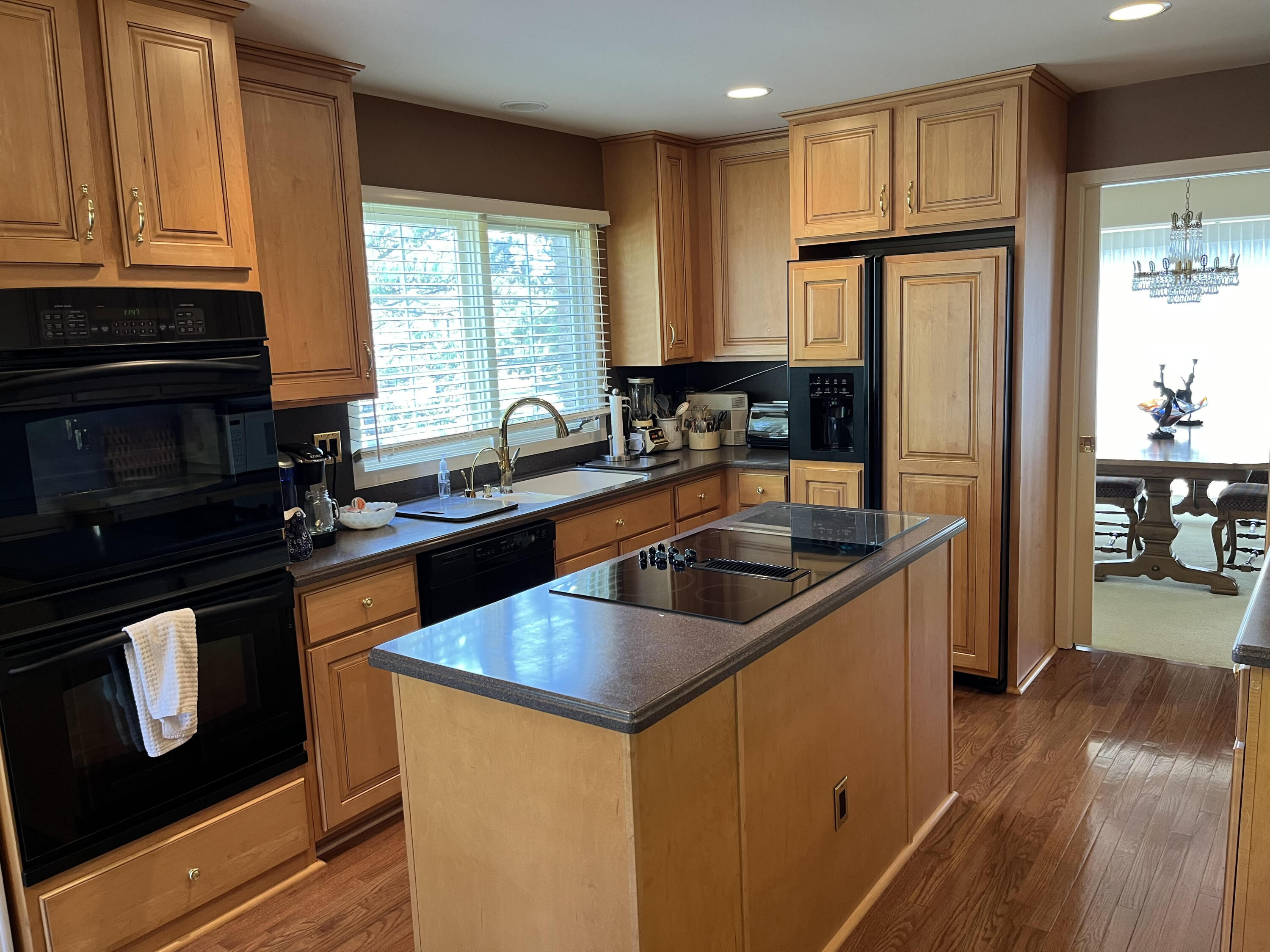 6355 Noble Road, Unit 5 West Bloomfield, MI 48322 - Photo 6 of 24 Kitchen 2
