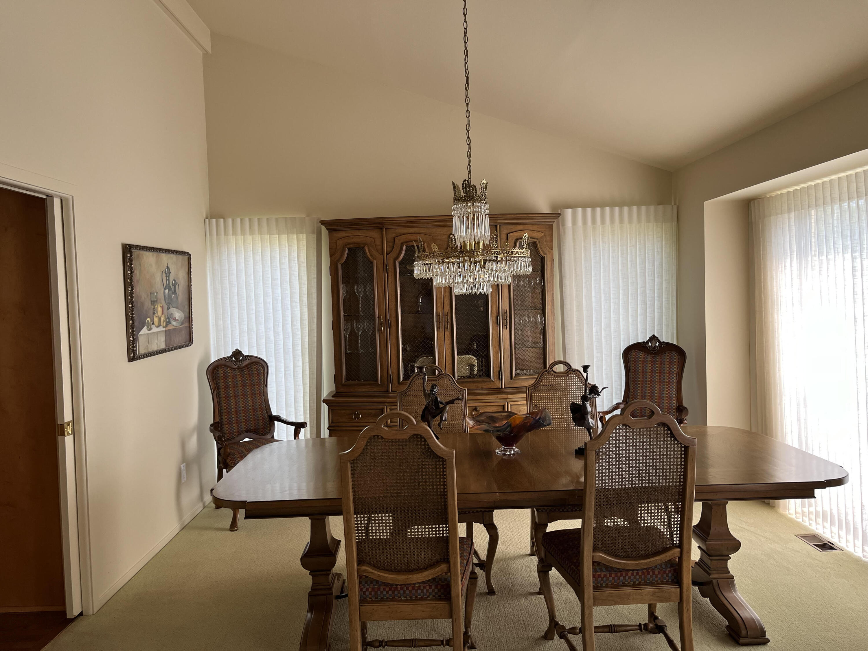 6355 Noble Road, Unit 5 West Bloomfield, MI 48322 - Photo 10 of 24 Dining Room