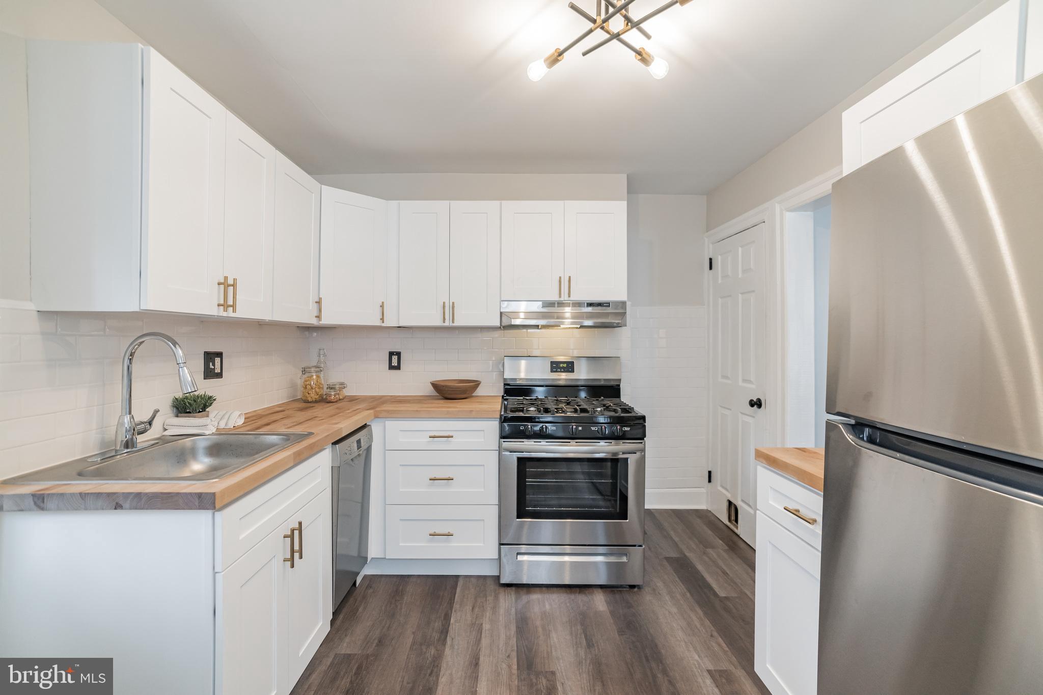 139 Simpson Road Ardmore, PA 19003 - Photo 5 of 30