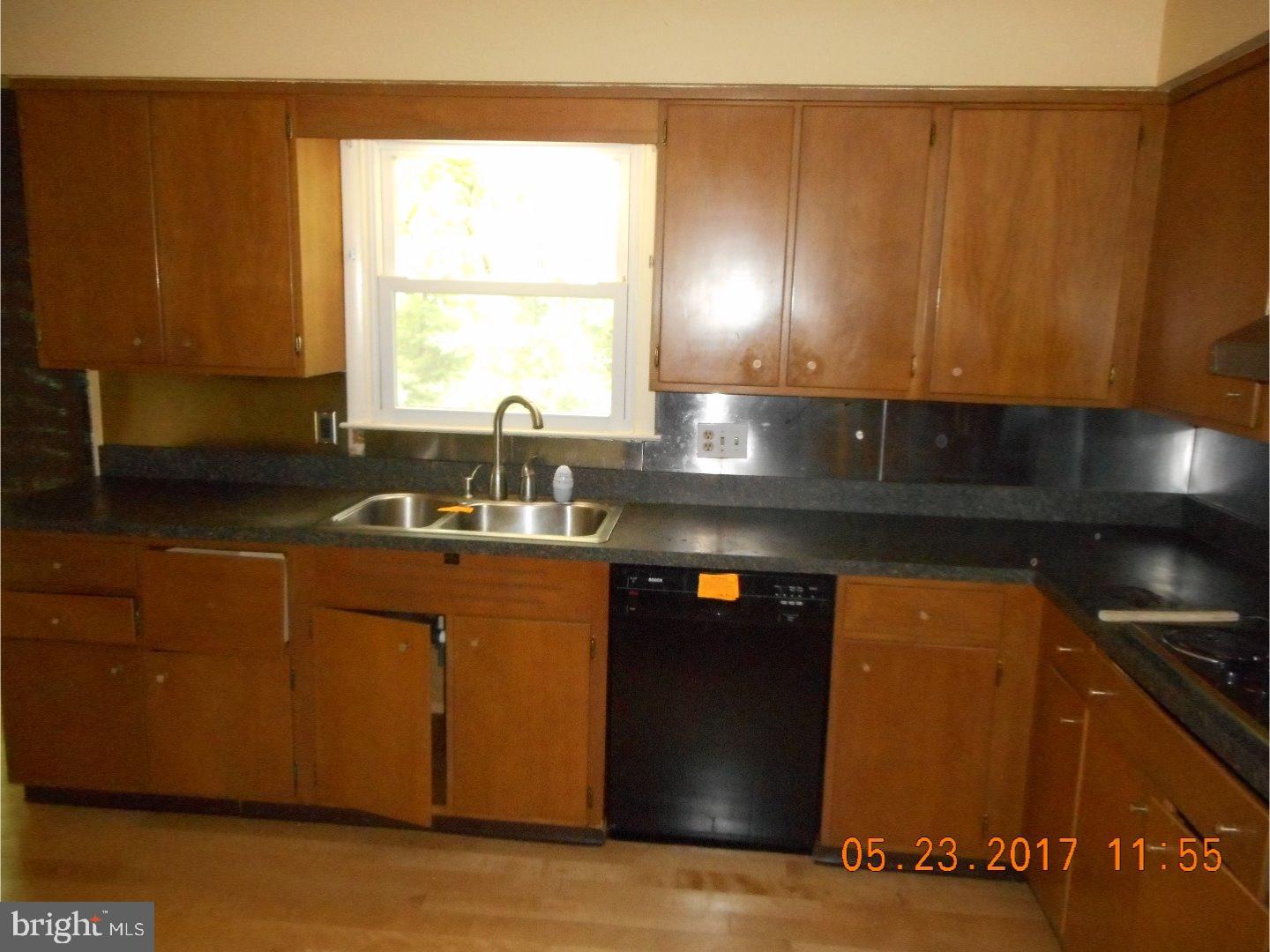 145 Ramblewood Road Moorestown, NJ 08057 - Photo 7 of 16 Kitchen