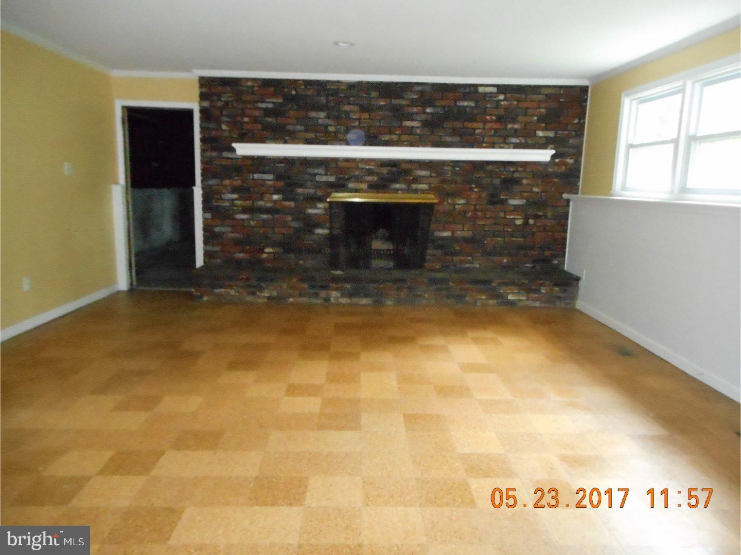 145 Ramblewood Road Moorestown, NJ 08057 - Photo 10 of 16 Family Room