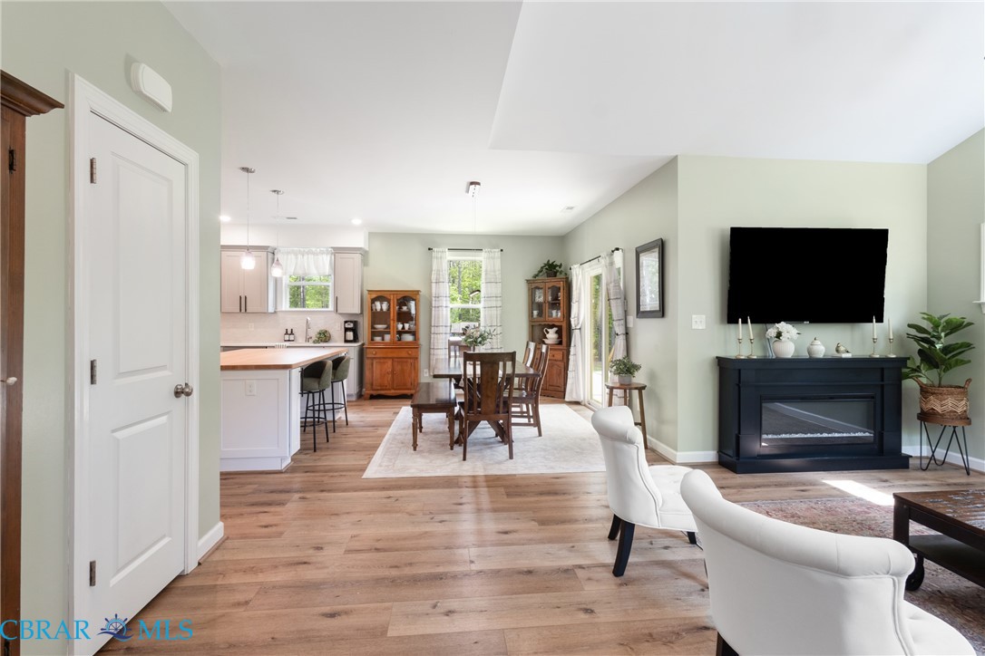 11511 Deep Point Lane Gloucester, VA 23061 - Photo 7 of 48