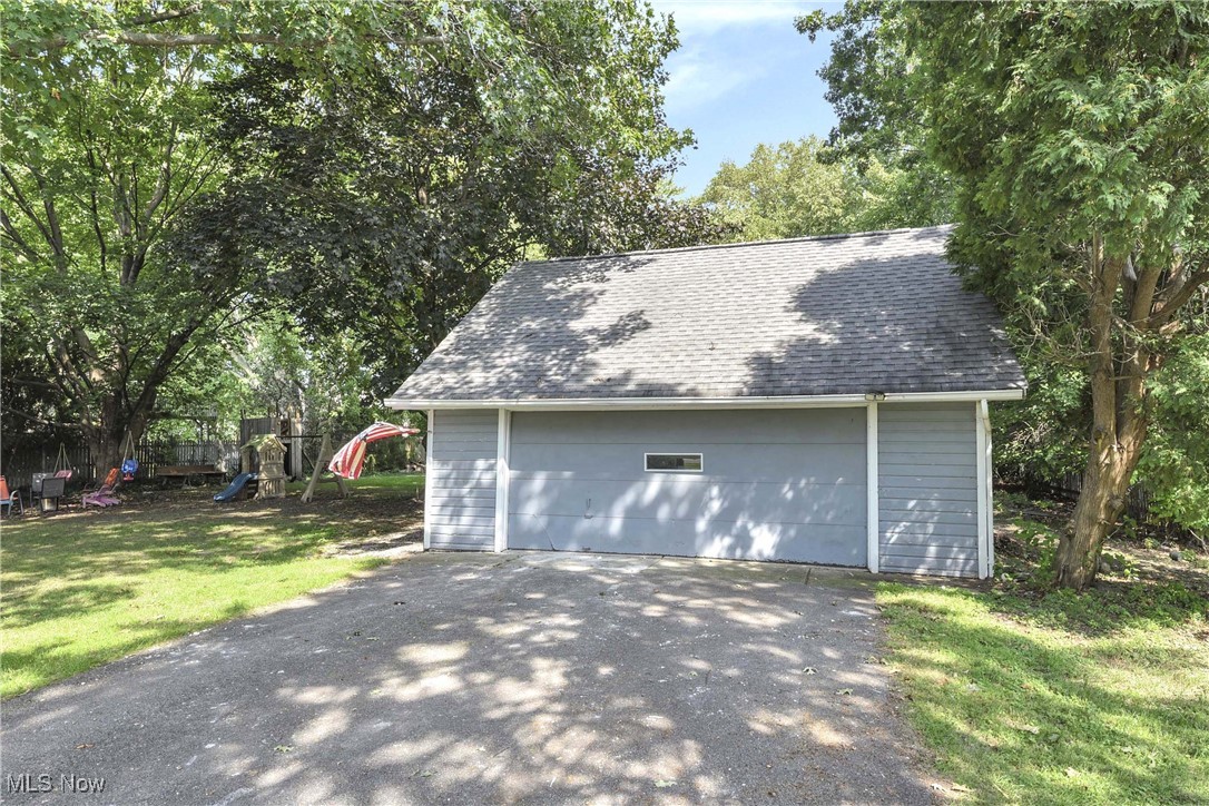31670 Walker Road Avon Lake, OH 44012 - Photo 32 of 44 Gallery Image 32