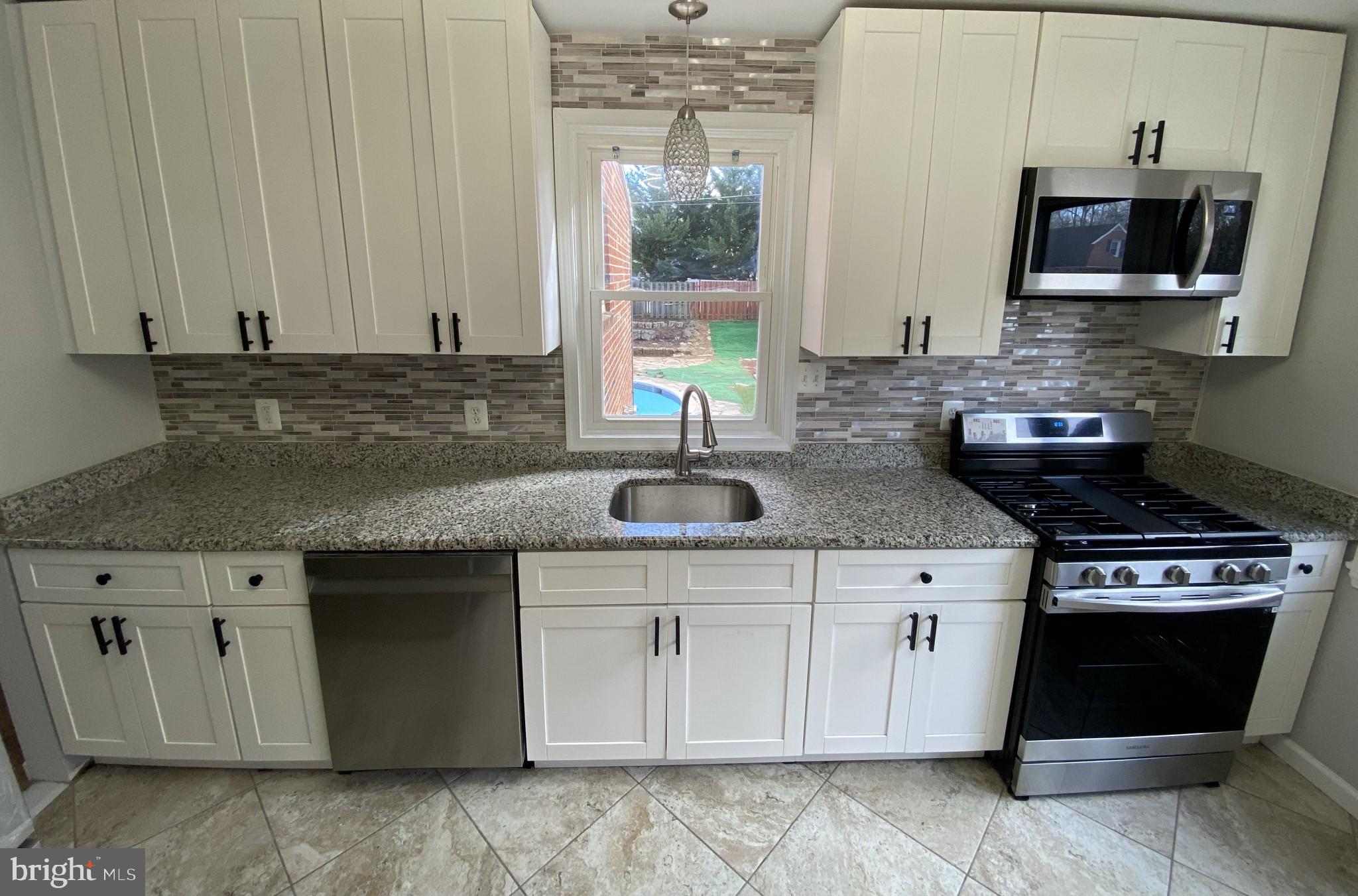 3671 Forest Hill Road Gwynn Oak, MD 21207 - Photo 8 of 34