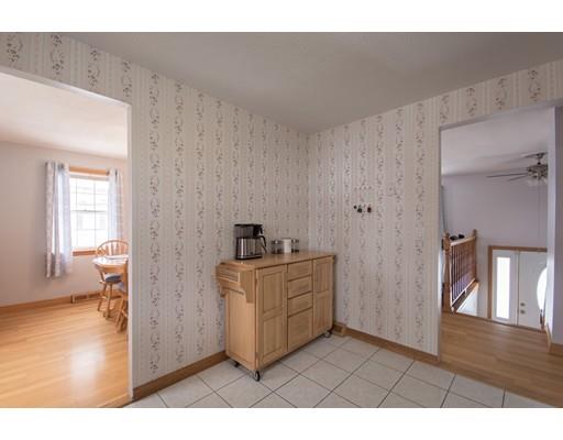 1028 Elsbree Street Fall River, MA 02720 - Photo 15 of 30