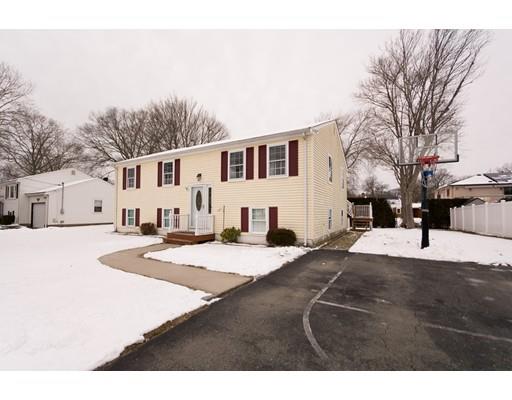 1028 Elsbree Street Fall River, MA 02720 - Photo 3 of 30