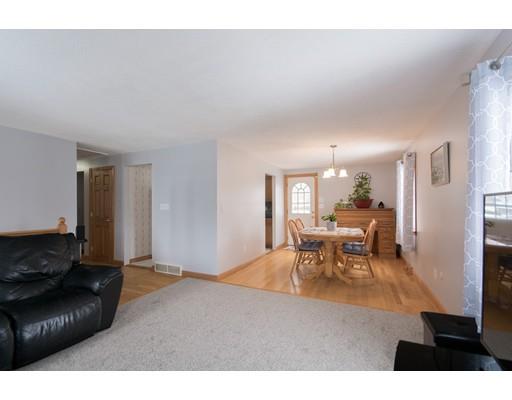 1028 Elsbree Street Fall River, MA 02720 - Photo 10 of 30