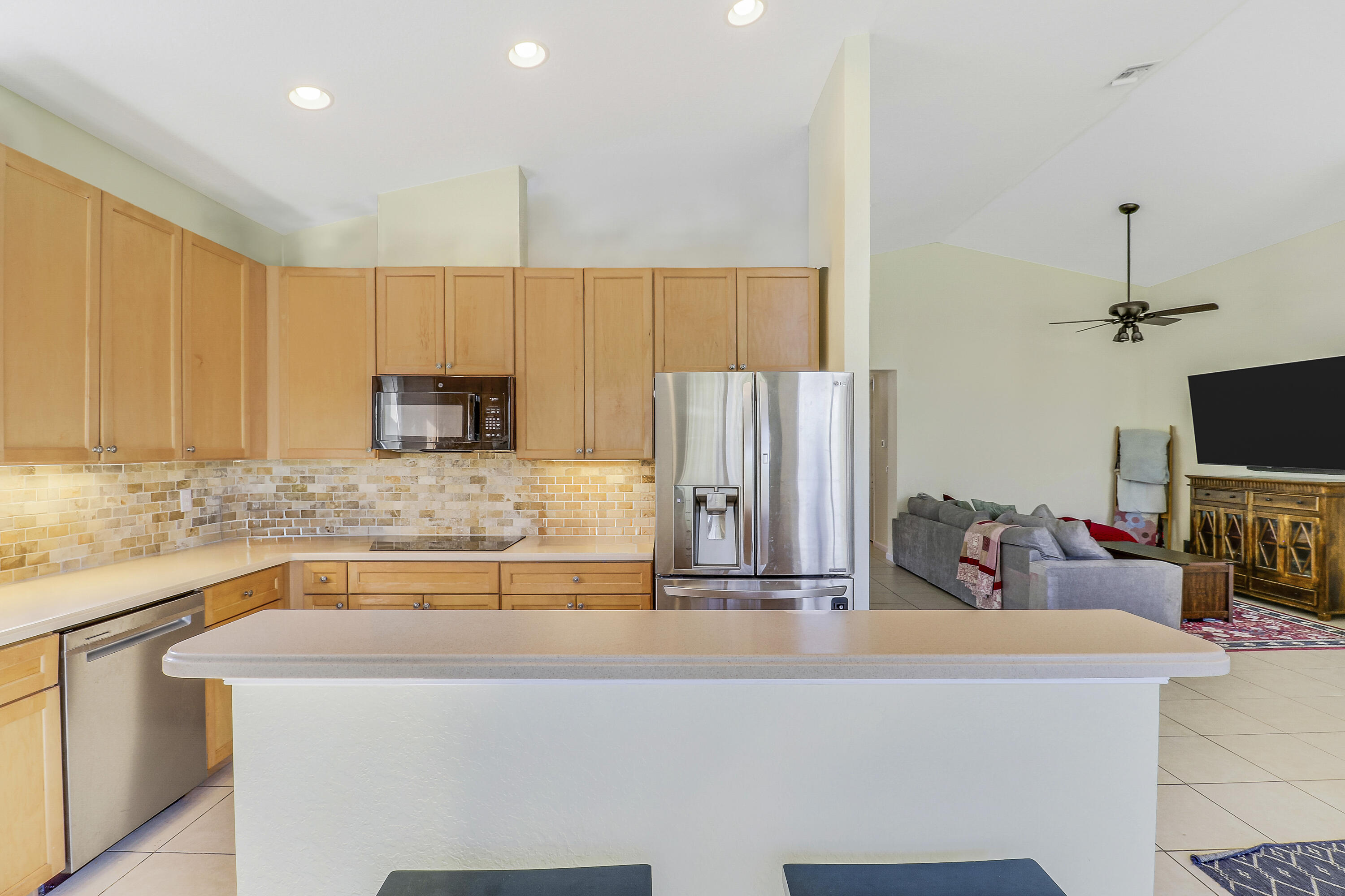 5017 Southeast Graham Drive Stuart, FL 34997 - Photo 14 of 38 kitchen