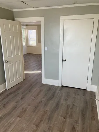 $1,200 | 94 Snell Street, Unit 2E, Fall River, MA 02721