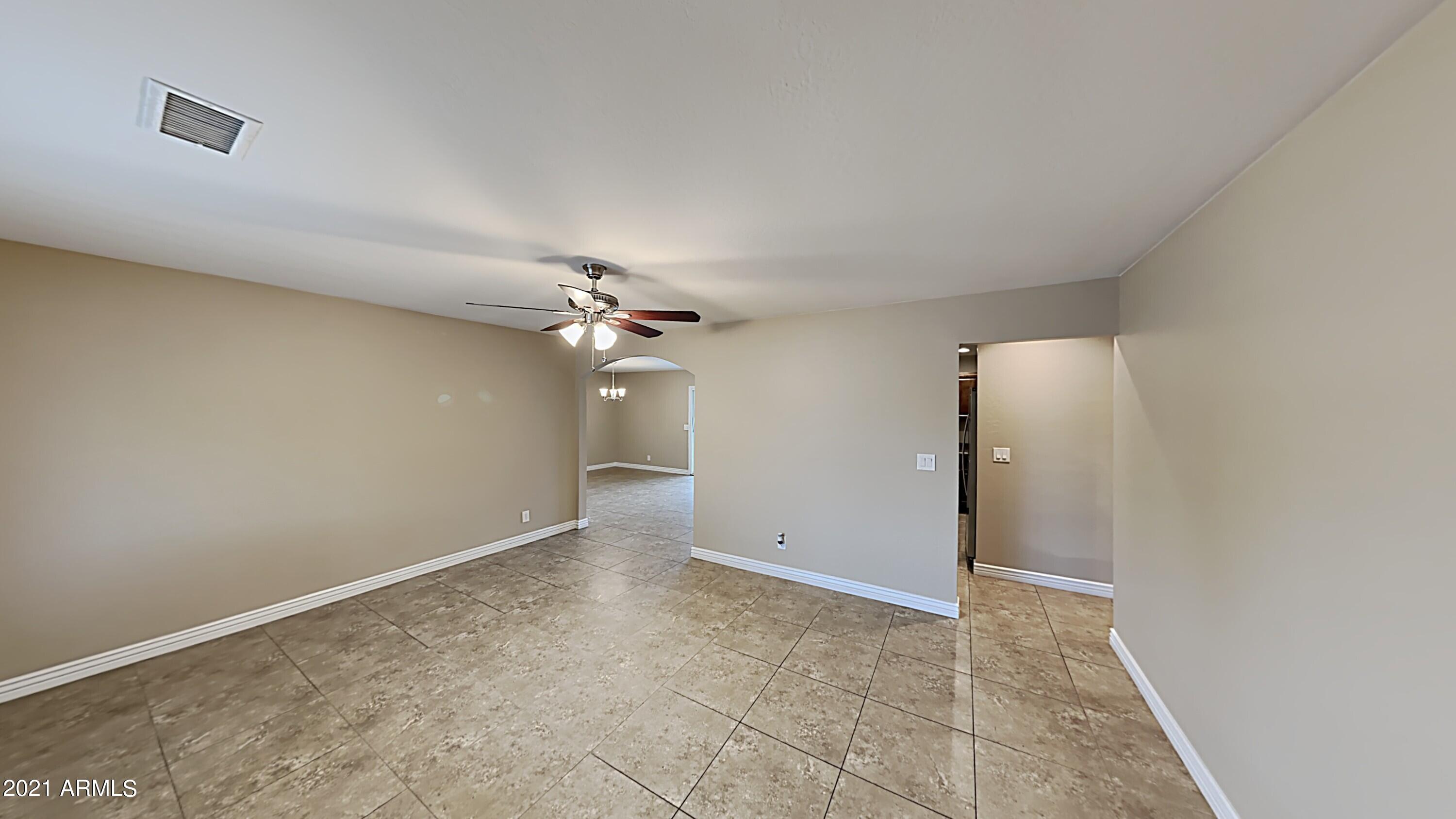 3014 West Wethersfield Road Phoenix, AZ 85029 - Photo 3 of 28 2_Image_2Rv9nnKoX6