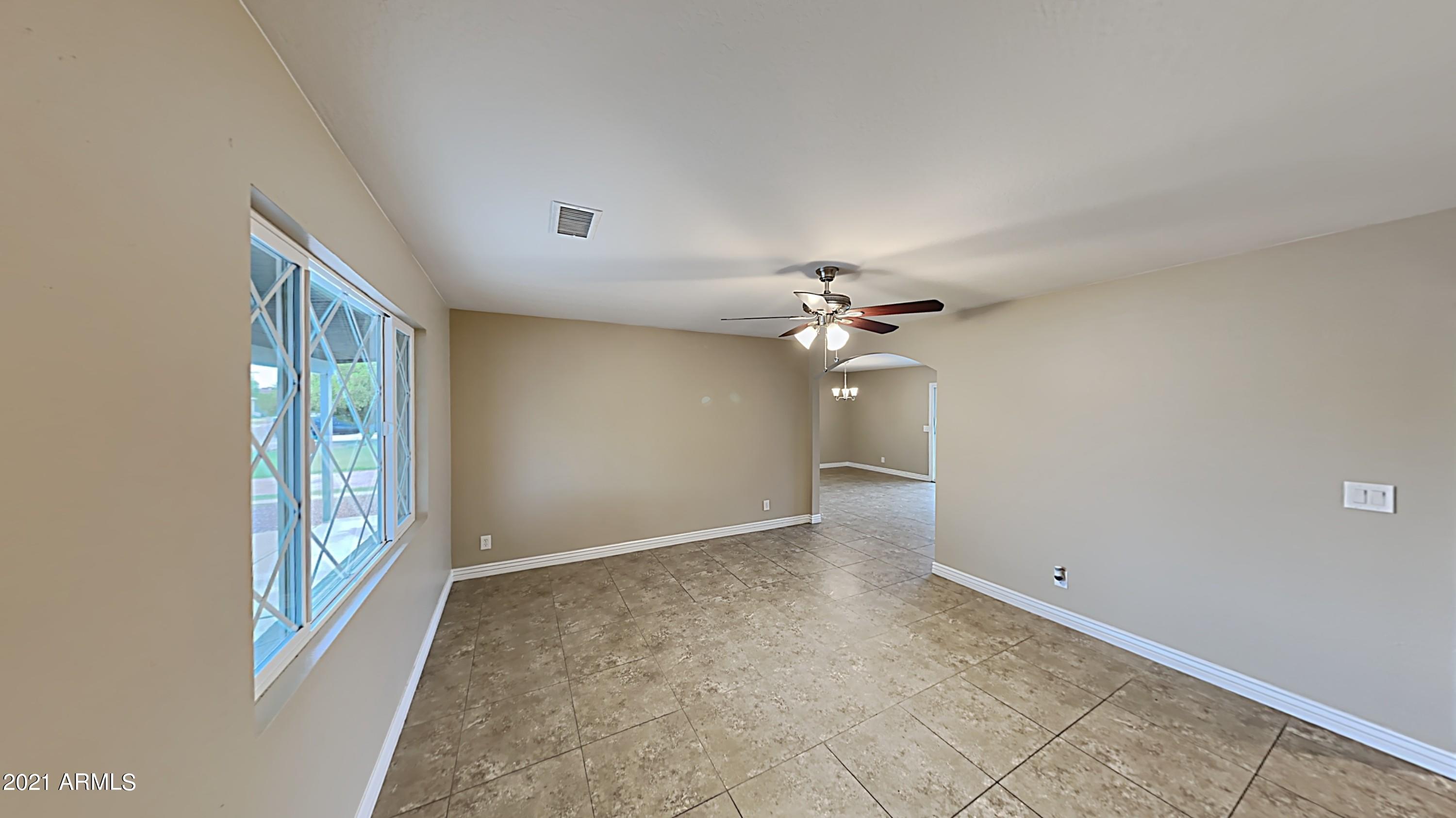 3014 West Wethersfield Road Phoenix, AZ 85029 - Photo 4 of 28 3_Image_wlWlw3y7Dq