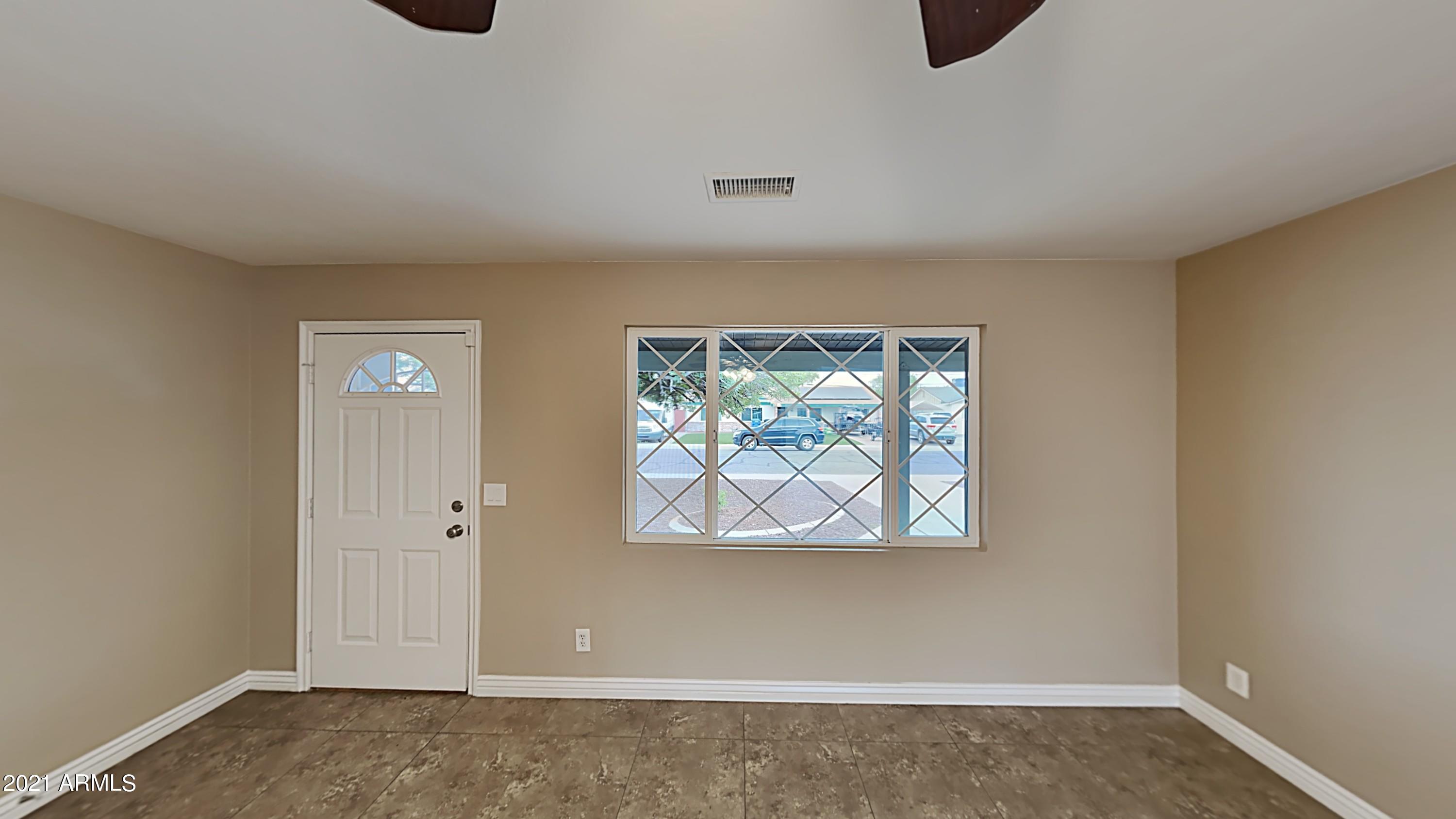 3014 West Wethersfield Road Phoenix, AZ 85029 - Photo 5 of 28 4_Image_qDkyapjMgH
