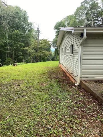 $179,000 | 1215 West Payne Road, Marion, NC 28752