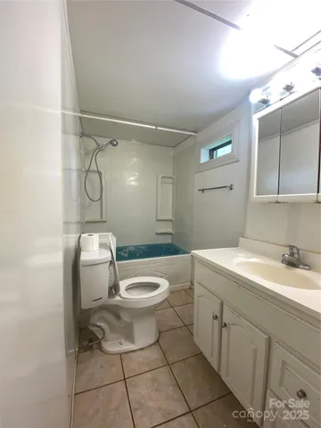 $179,000 | 1215 West Payne Road, Marion, NC 28752