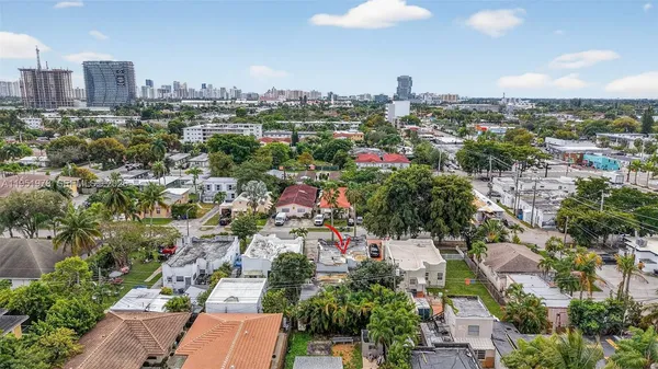 $495,000 | 623 Northeast 4th Street, Hallandale Beach, FL 33009