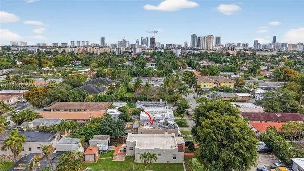 $495,000 | 623 Northeast 4th Street, Hallandale Beach, FL 33009