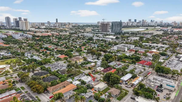 $495,000 | 623 Northeast 4th Street, Hallandale Beach, FL 33009