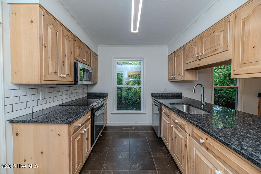 828 Chatham Road Rockingham, NC 28379 - Photo 13 of 45 AHP-31801