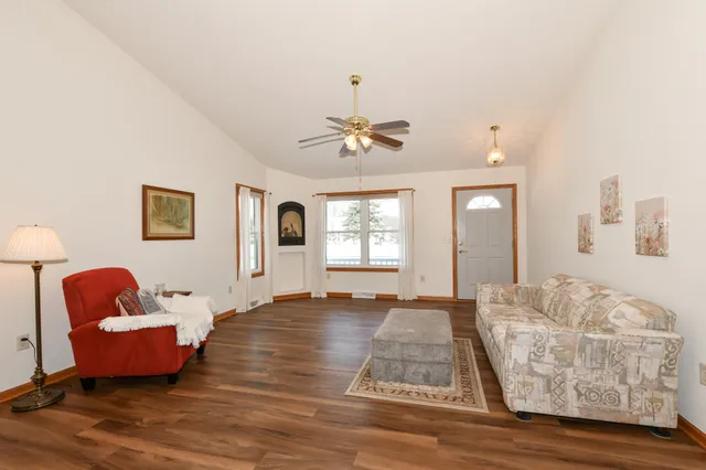 $369,900 | W257 Thompson Circle, Oconomowoc, WI 53066