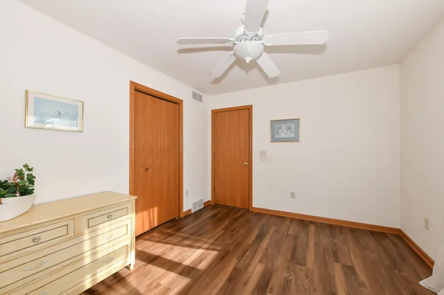 $369,900 | W257 Thompson Circle, Oconomowoc, WI 53066