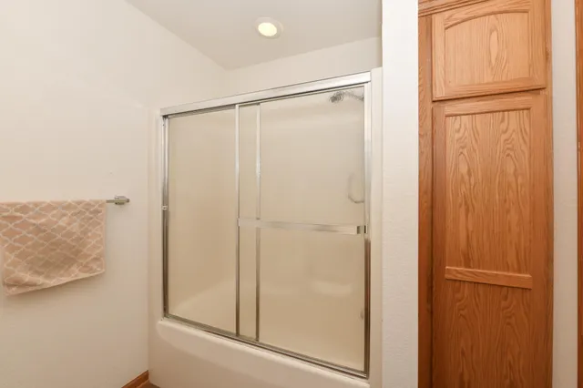 $369,900 | W257 Thompson Circle, Oconomowoc, WI 53066