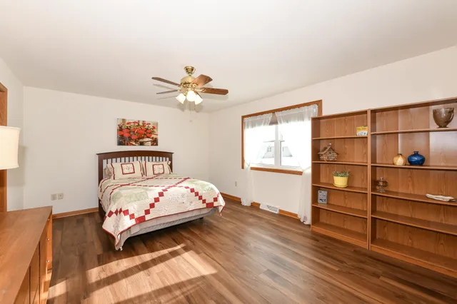 $369,900 | W257 Thompson Circle, Oconomowoc, WI 53066