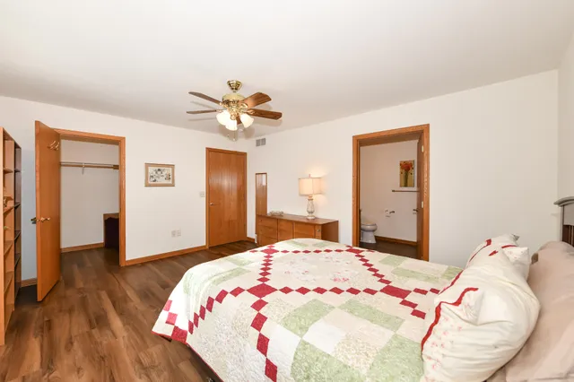 $369,900 | W257 Thompson Circle, Oconomowoc, WI 53066