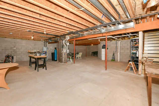 $369,900 | W257 Thompson Circle, Oconomowoc, WI 53066