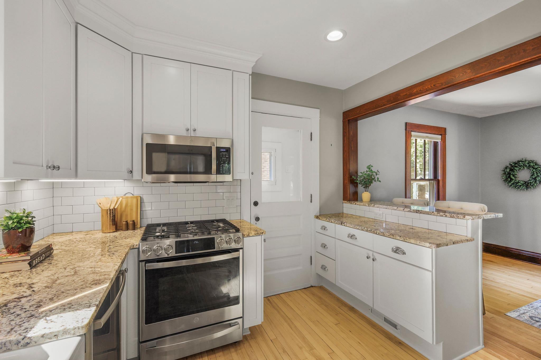 2102 Keyes Avenue Madison, WI 53711 - Photo 11 of 38 Gallery Image 11