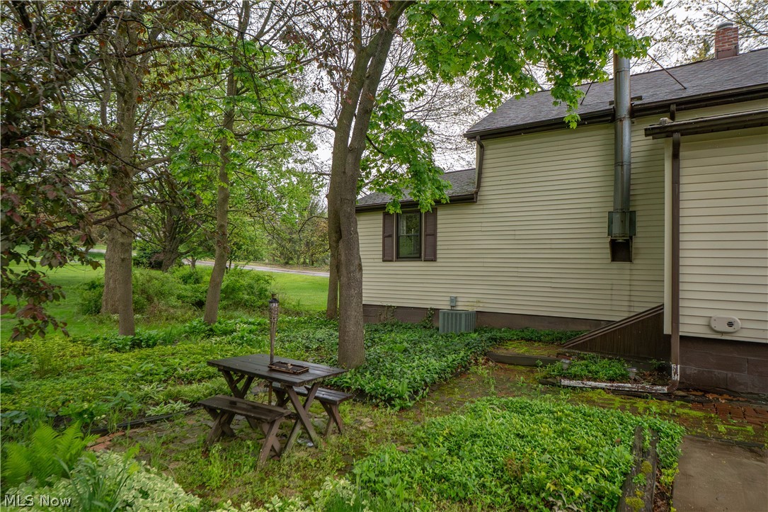 2909 Sanitarium Road Akron, OH 44312 - Photo 22 of 27
