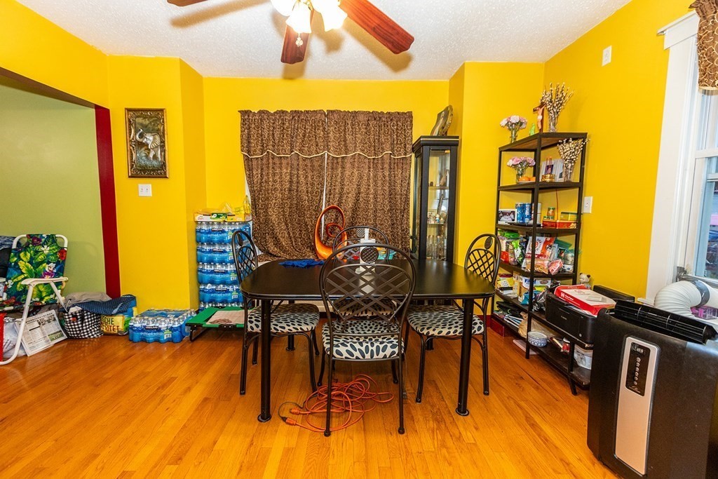 37 Alberta Street Springfield, MA 01108 - Photo 7 of 21
