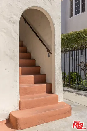 a view of entryway