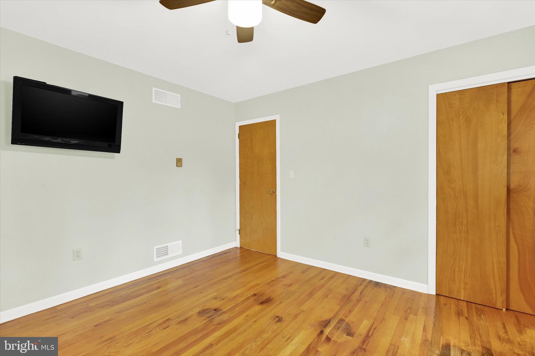 699 Barnstable Road Carlisle, PA 17015 - Photo 11 of 15 Gallery Image 11