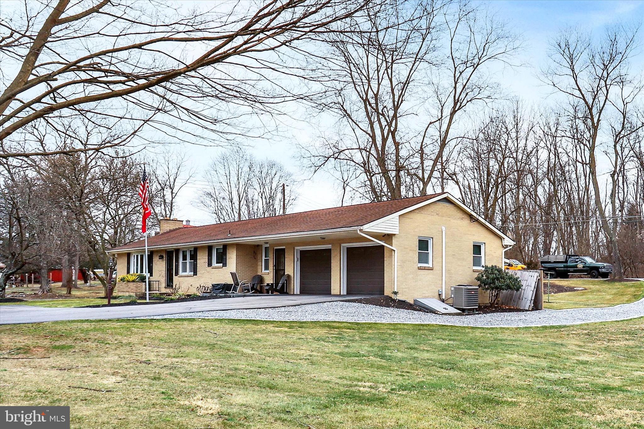 699 Barnstable Road Carlisle, PA 17015 - Photo 2 of 15 Gallery Image 2