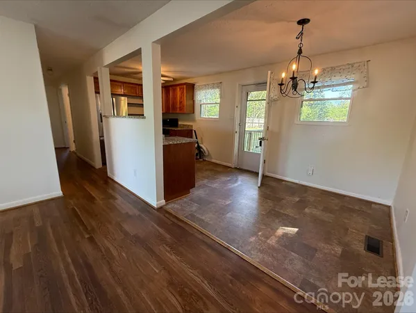 $1,800 | 910 Edgemont Avenue, Belmont, NC 28012