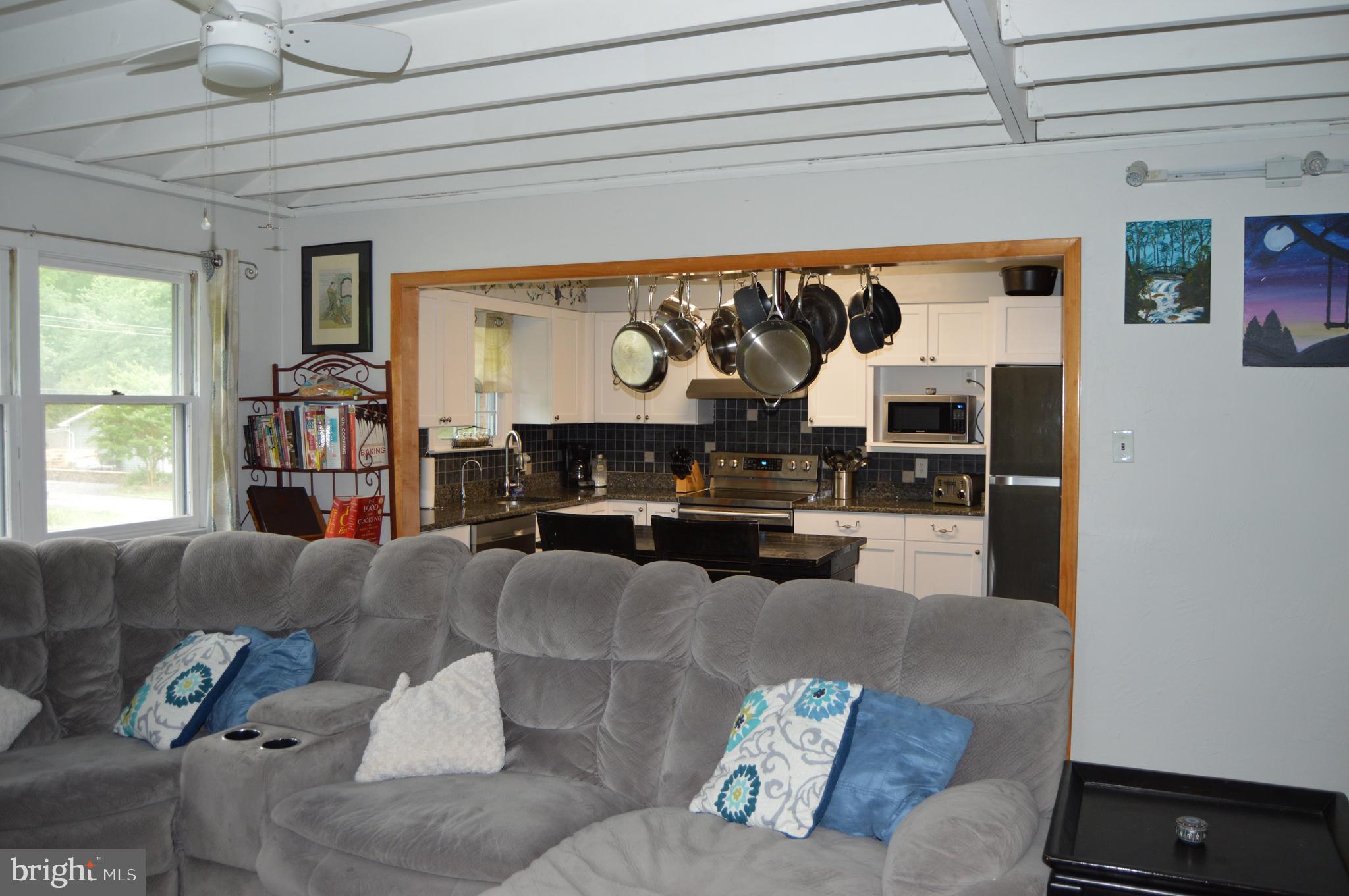 8320 Dock Road Pasadena, MD 21122 - Photo 17 of 27 Gallery Image 17