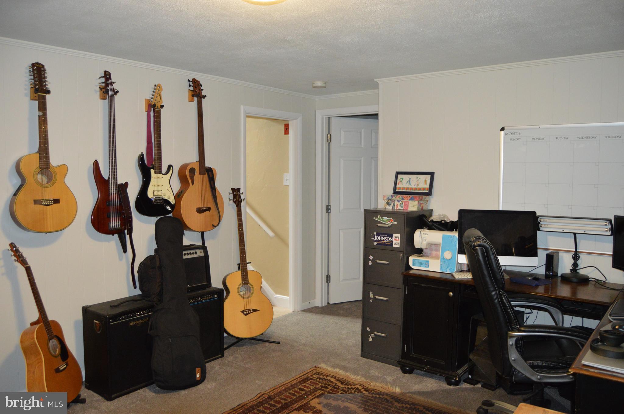 8320 Dock Road Pasadena, MD 21122 - Photo 20 of 27 Gallery Image 20